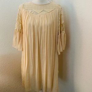 Cream Dress or tunic top size medium J Gee brand